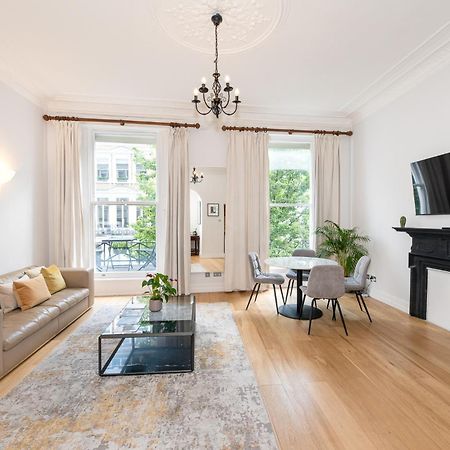 2-Bedroom Victorian Apartment In Kensington Londen Buitenkant foto