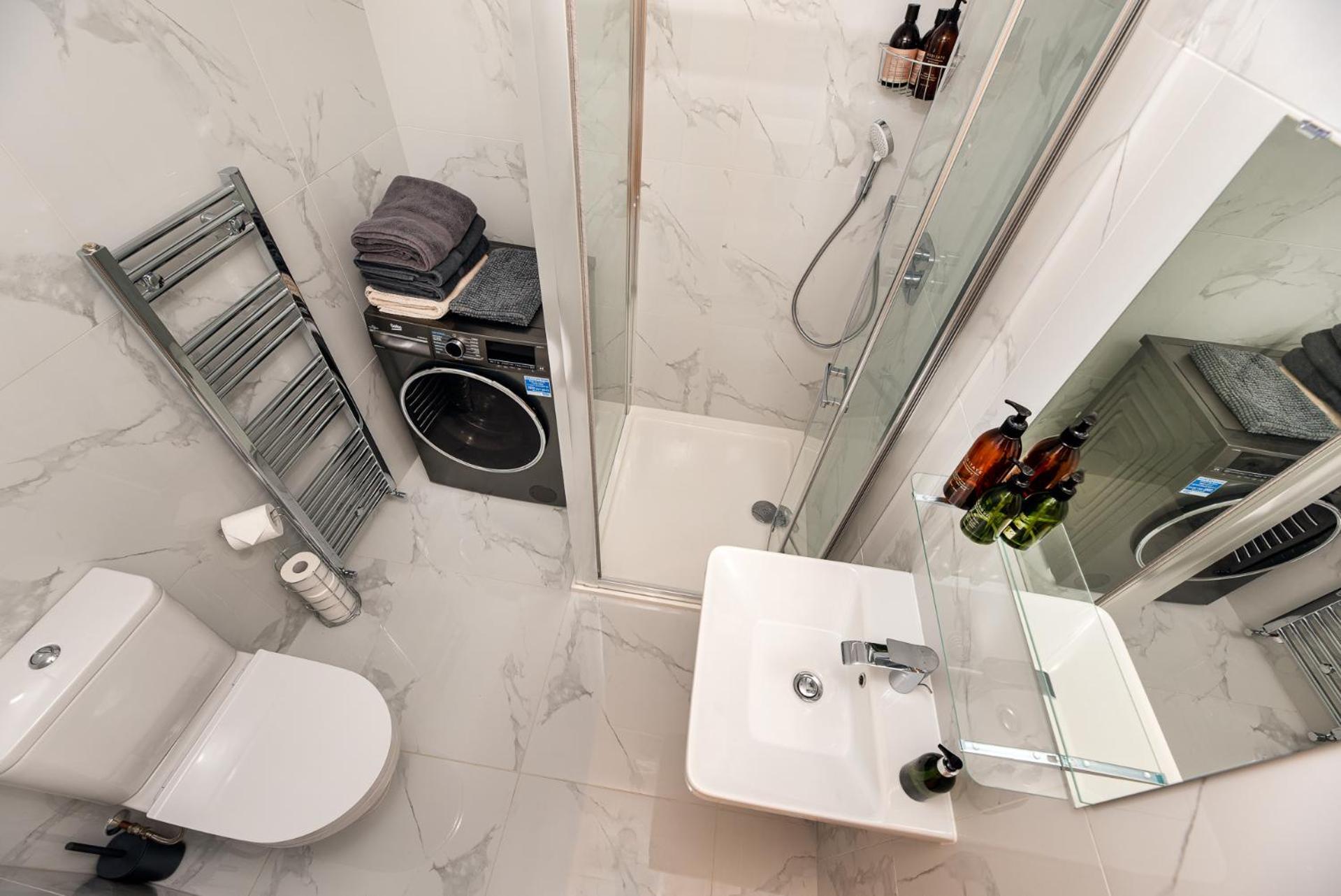 2-Bedroom Victorian Apartment In Kensington Londen Buitenkant foto