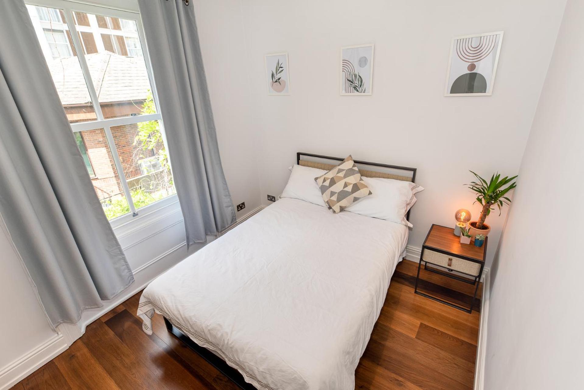 2-Bedroom Victorian Apartment In Kensington Londen Buitenkant foto