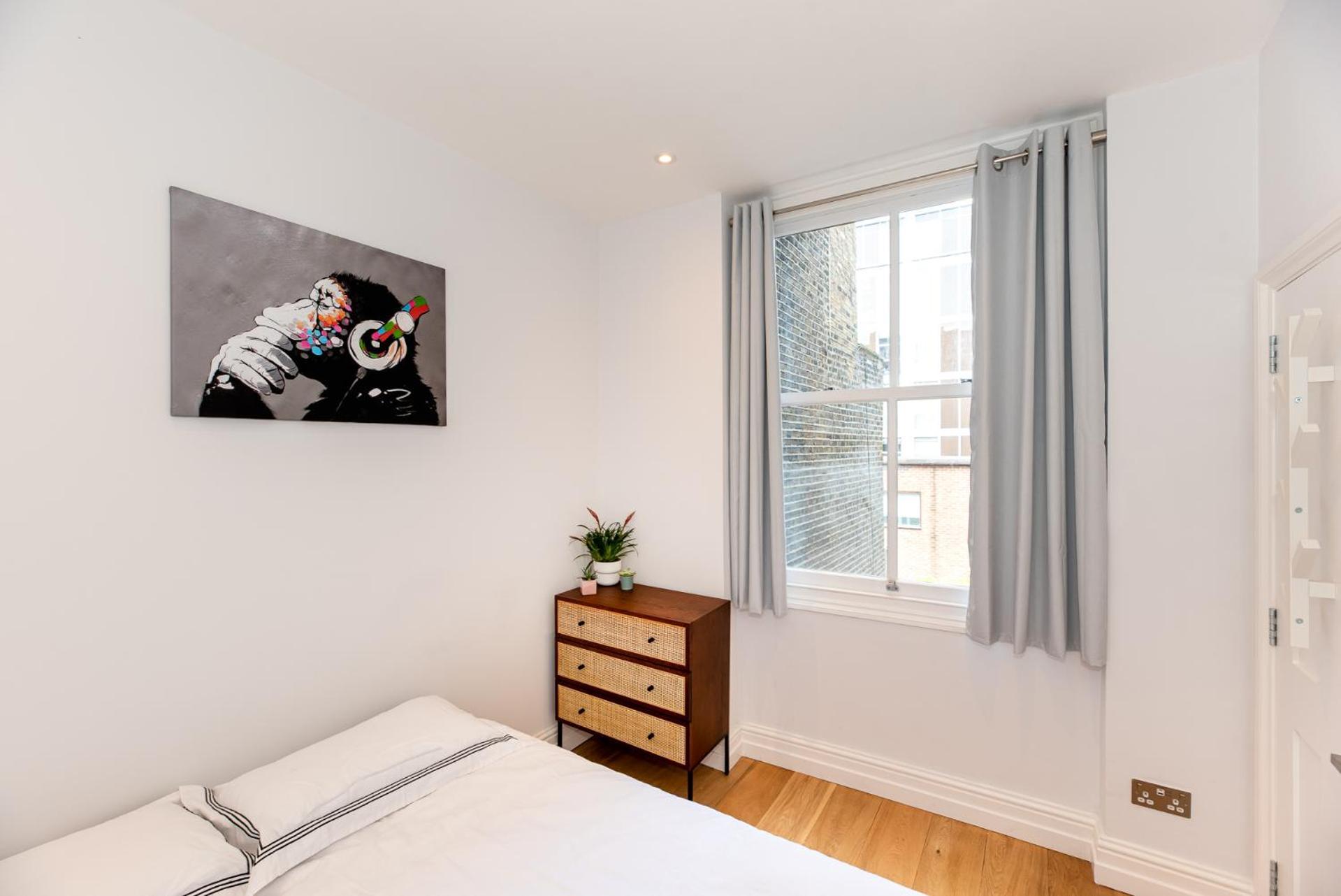 2-Bedroom Victorian Apartment In Kensington Londen Buitenkant foto