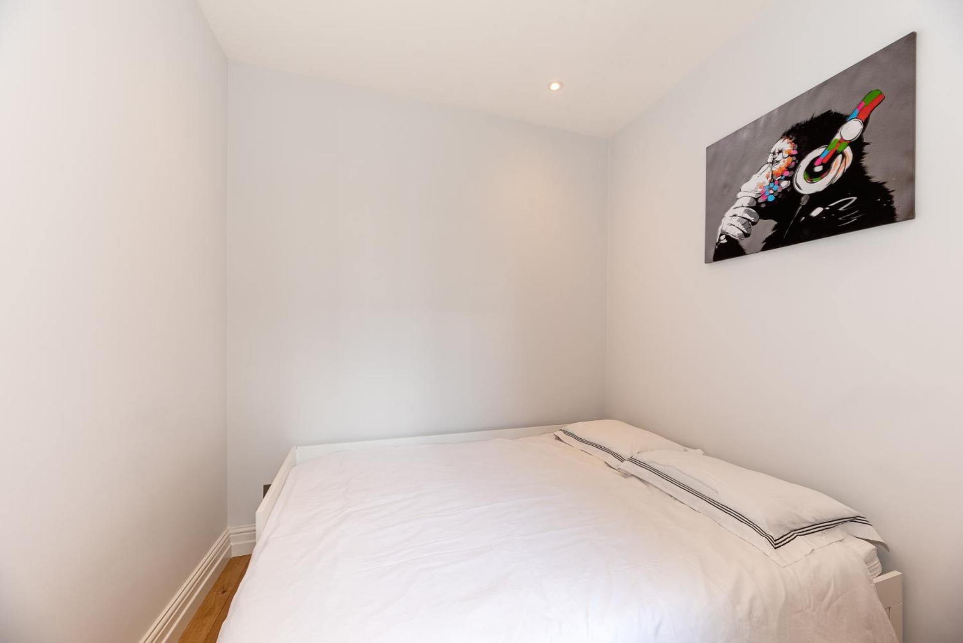 2-Bedroom Victorian Apartment In Kensington Londen Buitenkant foto